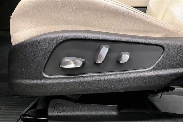 2024 Cadillac XT6 Sport AWD-Pano Roof-Adaptive Cruise-Htd/Cooled Leather
