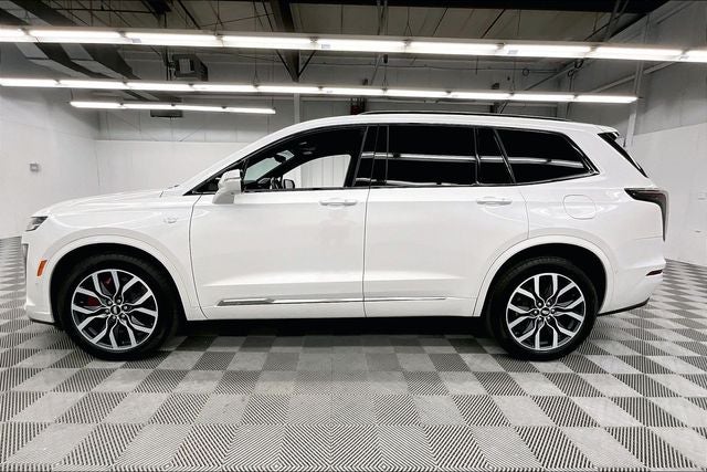 2024 Cadillac XT6 Sport AWD-Pano Roof-Htd/Cooled Leather-20'' Wheels