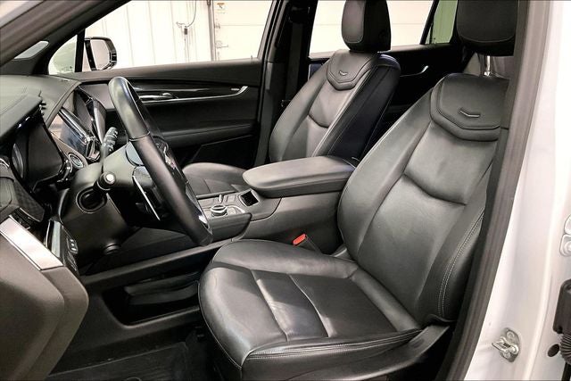 2024 Cadillac XT6 Sport AWD-Pano Roof-Htd/Cooled Leather-20'' Wheels