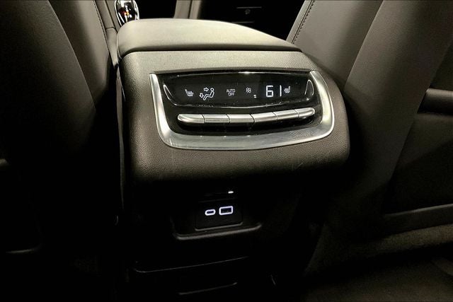 2024 Cadillac XT6 Sport AWD - Tech Pkg - Pano Roof - Htd/Cooled Leather