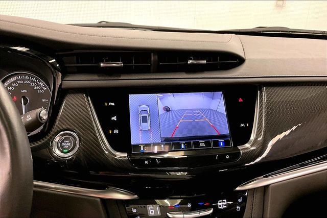 2024 Cadillac XT6 Sport AWD-Pano Roof-Htd/Cooled Leather-20'' Wheels
