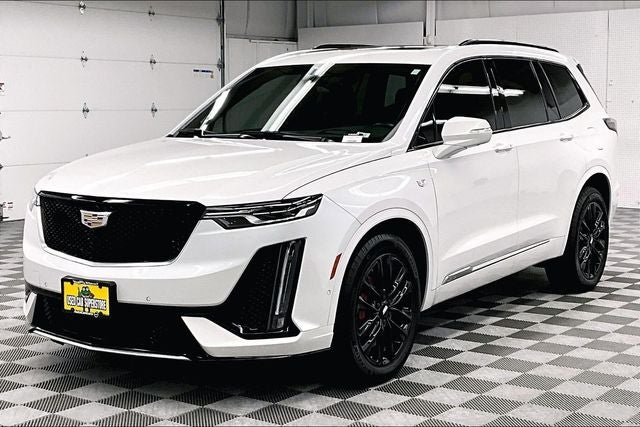 2024 Cadillac XT6 Sport AWD - Pano Roof - Htd/Cooled Leather - 20'' Wheels