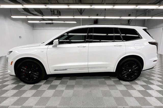 2024 Cadillac XT6 Sport AWD - Pano Roof - Htd/Cooled Leather - 20'' Wheels