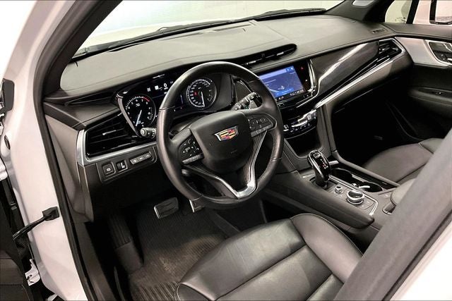 2024 Cadillac XT6 Sport AWD - Pano Roof - Htd/Cooled Leather - 20'' Wheels