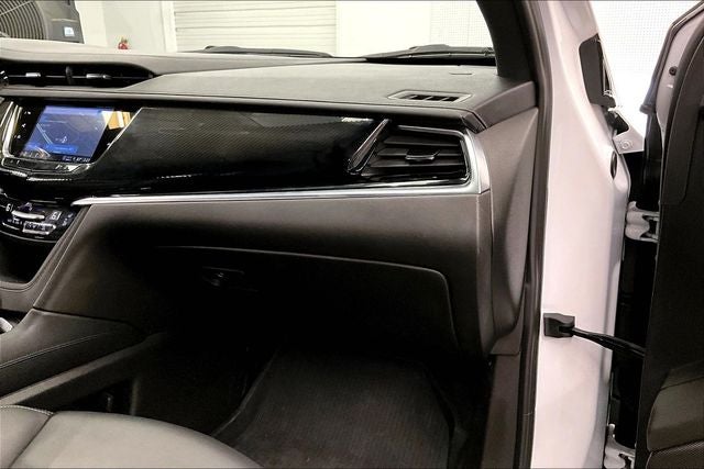 2024 Cadillac XT6 Sport AWD - Pano Roof - Htd/Cooled Leather - 20'' Wheels