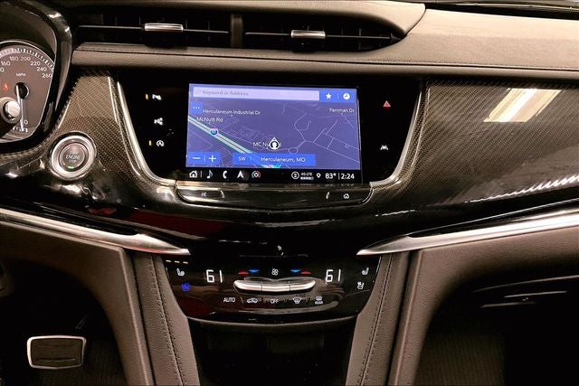 2024 Cadillac XT6 Sport AWD - Pano Roof - Htd/Cooled Leather - 20'' Wheels