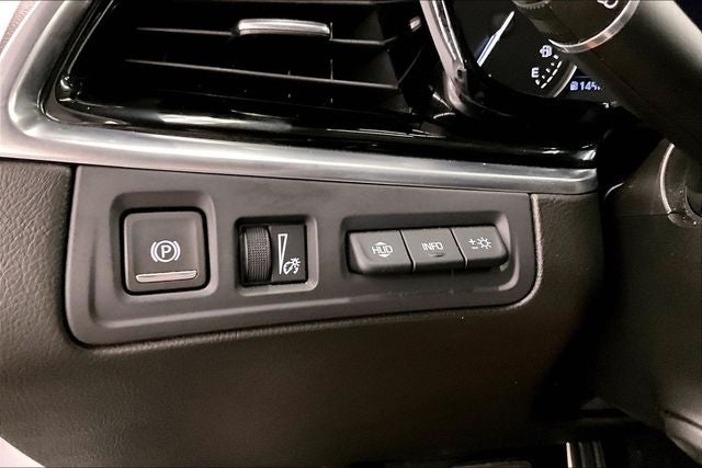 2024 Cadillac XT6 Sport AWD - Pano Roof - Htd/Cooled Leather - 20'' Wheels