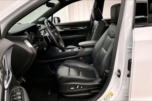 2024 Cadillac XT6 Sport AWD - Onyx Pkg - Pano Roof - Adaptive Cruise