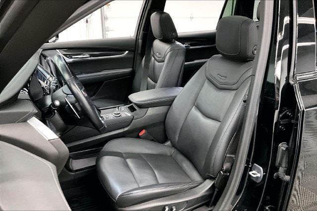 2024 Cadillac XT6 Sport AWD-Panoramic Roof-HTD & Cooled Seats