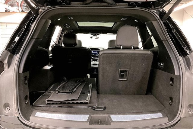 2024 Cadillac XT6 Sport AWD-Panoramic Roof-HTD & Cooled Seats