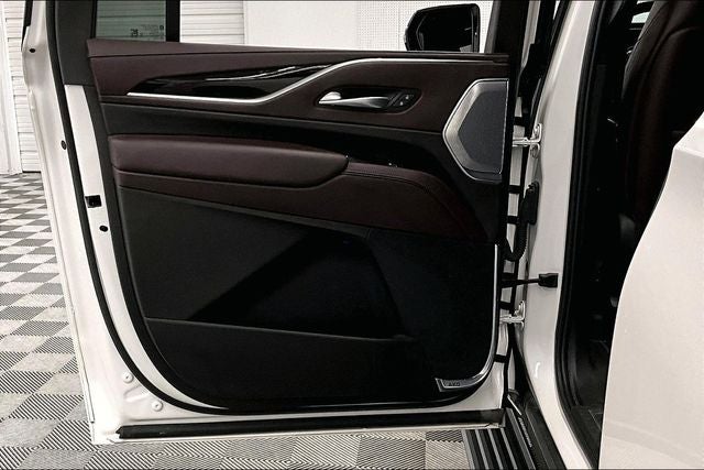 2022 Cadillac Escalade ESV Sport Platinum