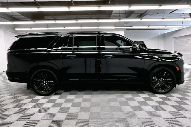 2024 Cadillac Escalade ESV Sport Platinum