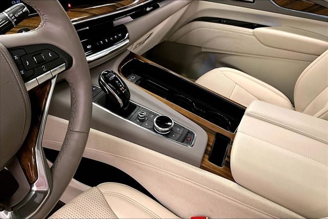 2024 Cadillac Escalade ESV Sport Platinum