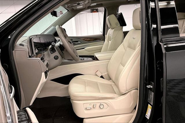 2024 Cadillac Escalade ESV Sport Platinum