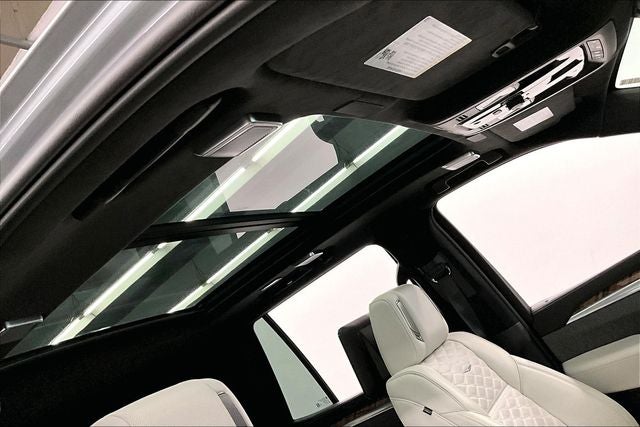 2025 Cadillac Escalade Sport Platinum 4x4-Super Cruise-Pano Roof-DVD-24'' Wheels