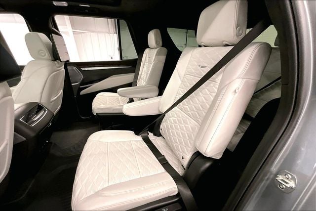 2025 Cadillac Escalade Sport Platinum 4x4-Super Cruise-Pano Roof-DVD-24'' Wheels