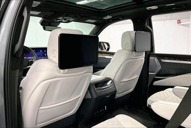 2025 Cadillac Escalade Sport Platinum 4x4-Super Cruise-Pano Roof-DVD-24'' Wheels