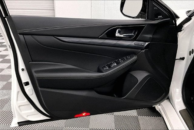 2023 Nissan Maxima Platinum Dual Moonroof-Adaptive Cruise-Htd/Cooled Leather