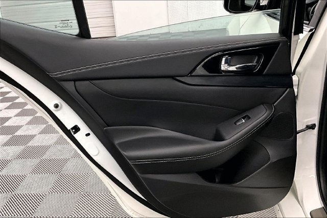 2023 Nissan Maxima Platinum Dual Moonroof-Adaptive Cruise-Htd/Cooled Leather