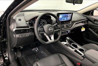 2025 Nissan Altima 2.5 SR - Premium Package