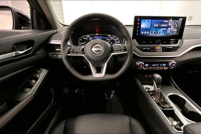 2026 Nissan Altima 2.5 SR - Midnight Edition