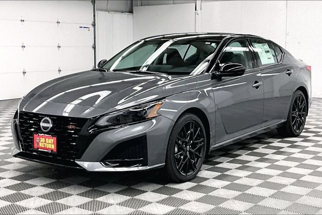 2026 Nissan Altima 2.5 SR - Midnight Edition