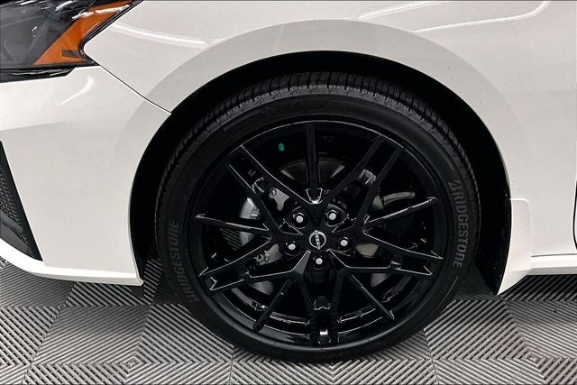 2026 Nissan Altima 2.5 SR - Midnight Edition