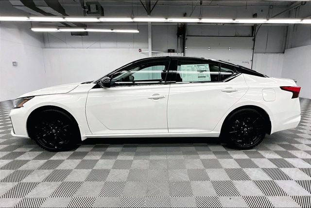 2026 Nissan Altima 2.5 SR - Midnight Edition