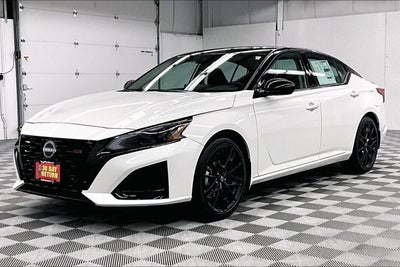 2026 Nissan Altima 2.5 SR - Midnight Edition