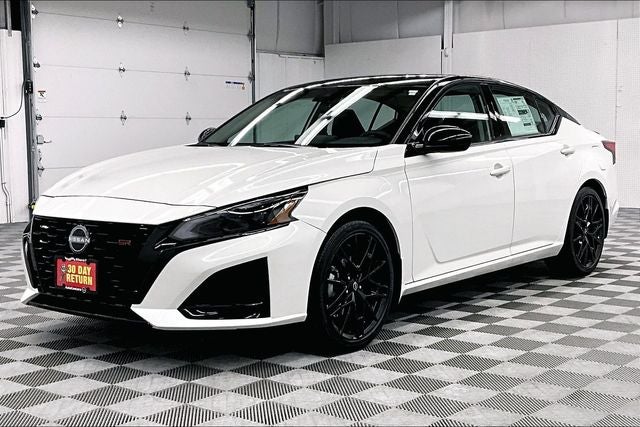 2026 Nissan Altima 2.5 SR - Midnight Edition