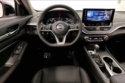 2026 Nissan Altima 2.5 SR - Midnight Edition