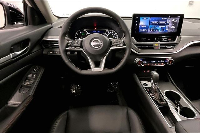 2026 Nissan Altima 2.5 SR - Midnight Edition