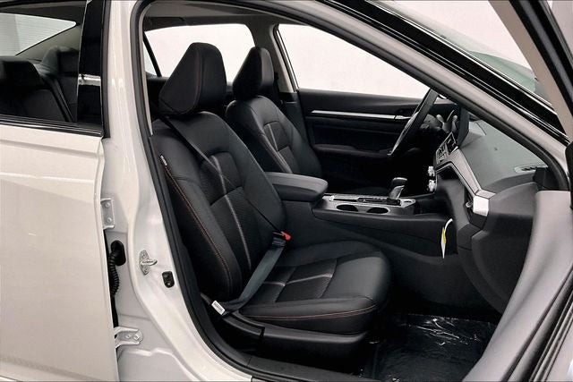 2026 Nissan Altima 2.5 SR - Midnight Edition