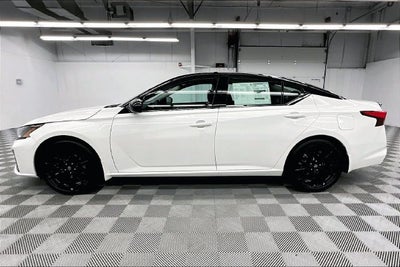 2026 Nissan Altima 2.5 SR - Midnight Edition