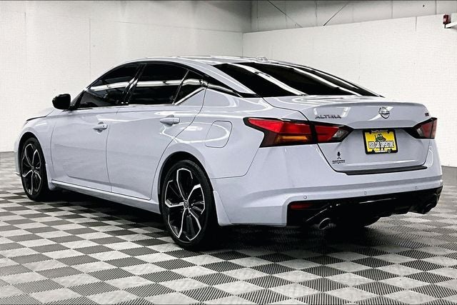 2023 Nissan Altima 2.5 SR Premium Pkg - Sunroof - Blind Spot Detection