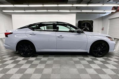 2026 Nissan Altima 2.5 SR - Midnight Edition