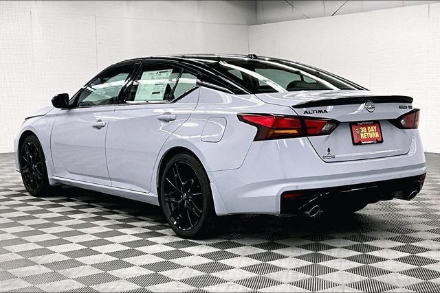 2026 Nissan Altima 2.5 SR - Midnight Edition