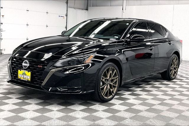 2025 Nissan Altima 2.5 SR AWD-Remote Start