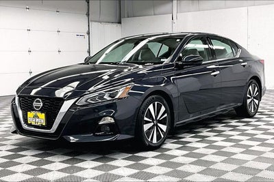 2019 Nissan Altima 2.5 SL Sunroof - Htd Leather - Adaptive Cruise