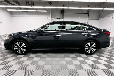 2019 Nissan Altima 2.5 SL Sunroof - Htd Leather - Adaptive Cruise