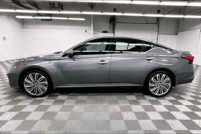2024 Nissan Altima Platinum AWD - Sunroof - Adaptive Cruise - Htd Leather
