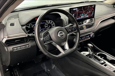 2024 Nissan Altima Platinum AWD - Sunroof - Adaptive Cruise - Htd Leather