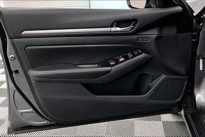 2024 Nissan Altima Platinum AWD - Sunroof - Adaptive Cruise - Htd Leather