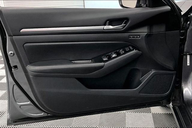 2024 Nissan Altima Platinum AWD - Sunroof - Adaptive Cruise - Htd Leather