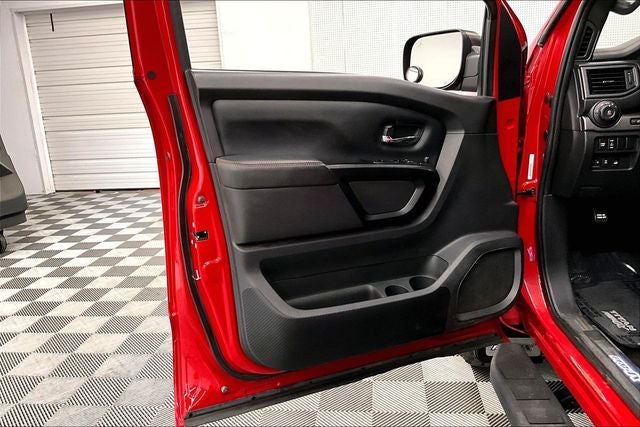 2023 Nissan Titan PRO-4X