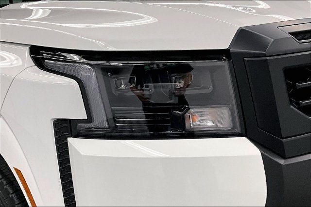 2027 Nissan Frontier S - Tow Package