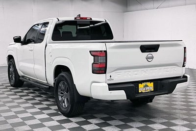 2025 Nissan Frontier SV