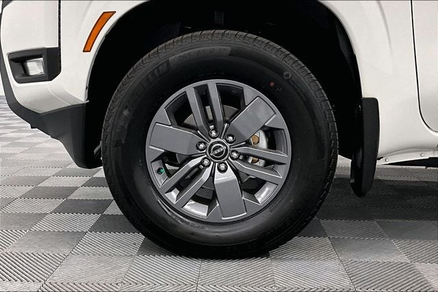 2025 Nissan Frontier SV - Convenience Package