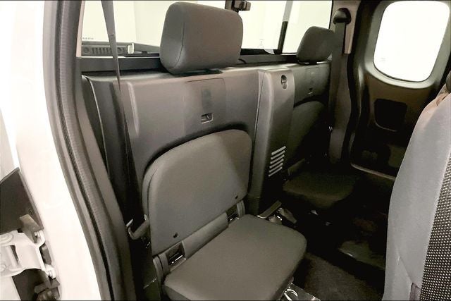 2025 Nissan Frontier SV - Convenience Package