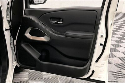 2025 Nissan Frontier SV - Convenience Package